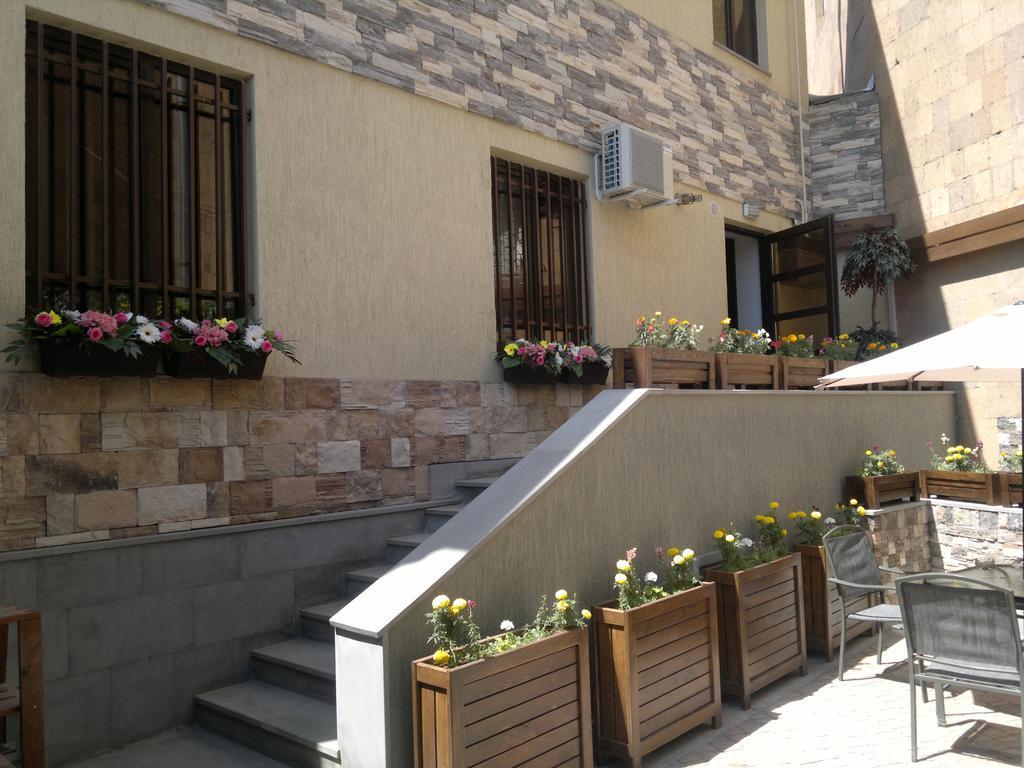 Askhouse Hotel Ereván Exterior foto